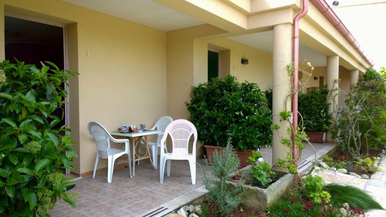 B&B Borgo Minerva โอตรันโต ภายนอก รูปภาพ